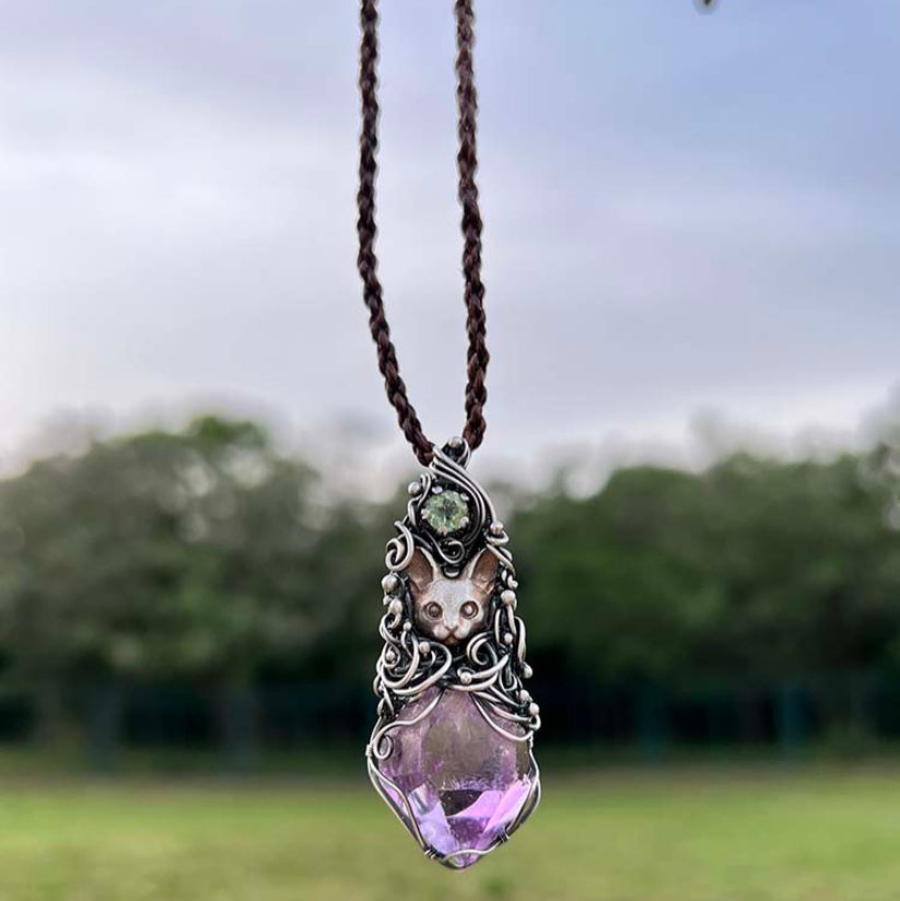 Exquisite Animal Series Crystal Wire-Wrapped Pendant