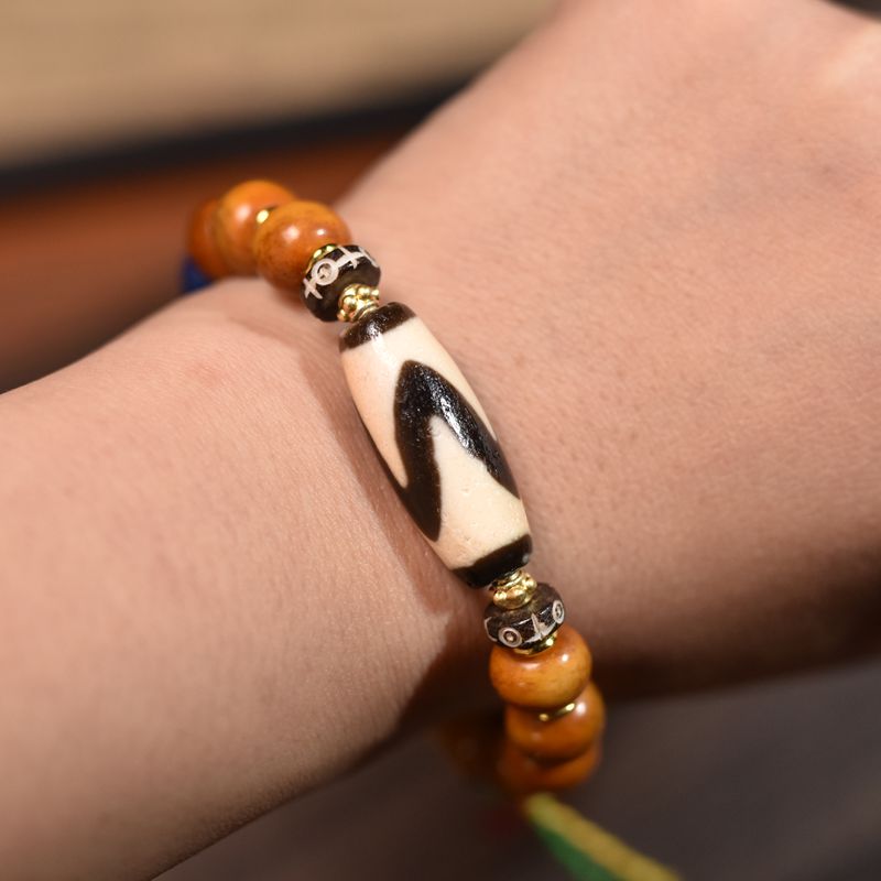 Tibetan-Style Ox Bone Bracelet with Tiger Eye Dzi Bead – Handcrafted Spiritual Protection Jewelry
