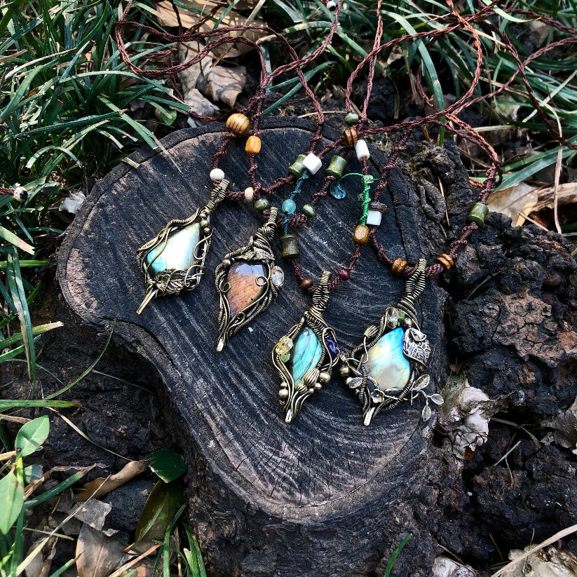 Ocean Forest Series Handmade Metal Wrap Labradorite Necklace macrame