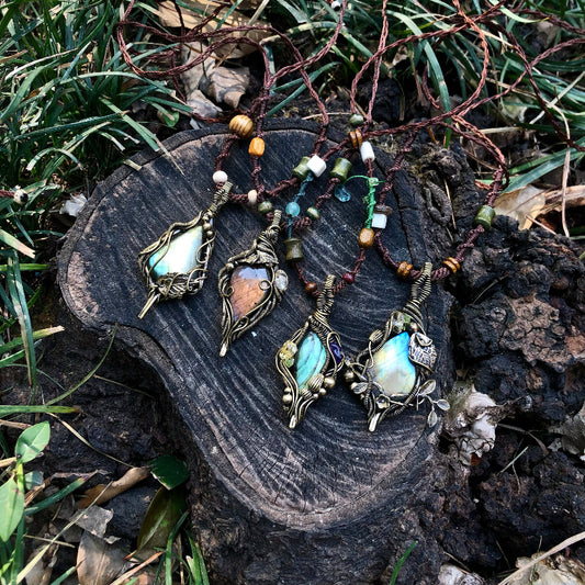 Ocean Forest Series Handmade Metal Wrap Labradorite Necklace macrame